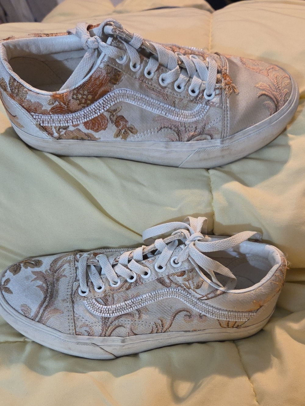 Vans Embroidered Design And Beaded Wave Size 9